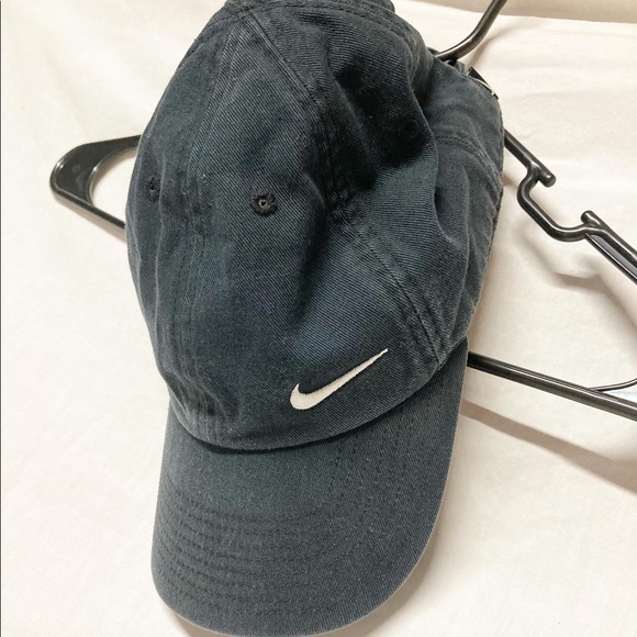 nike strapback